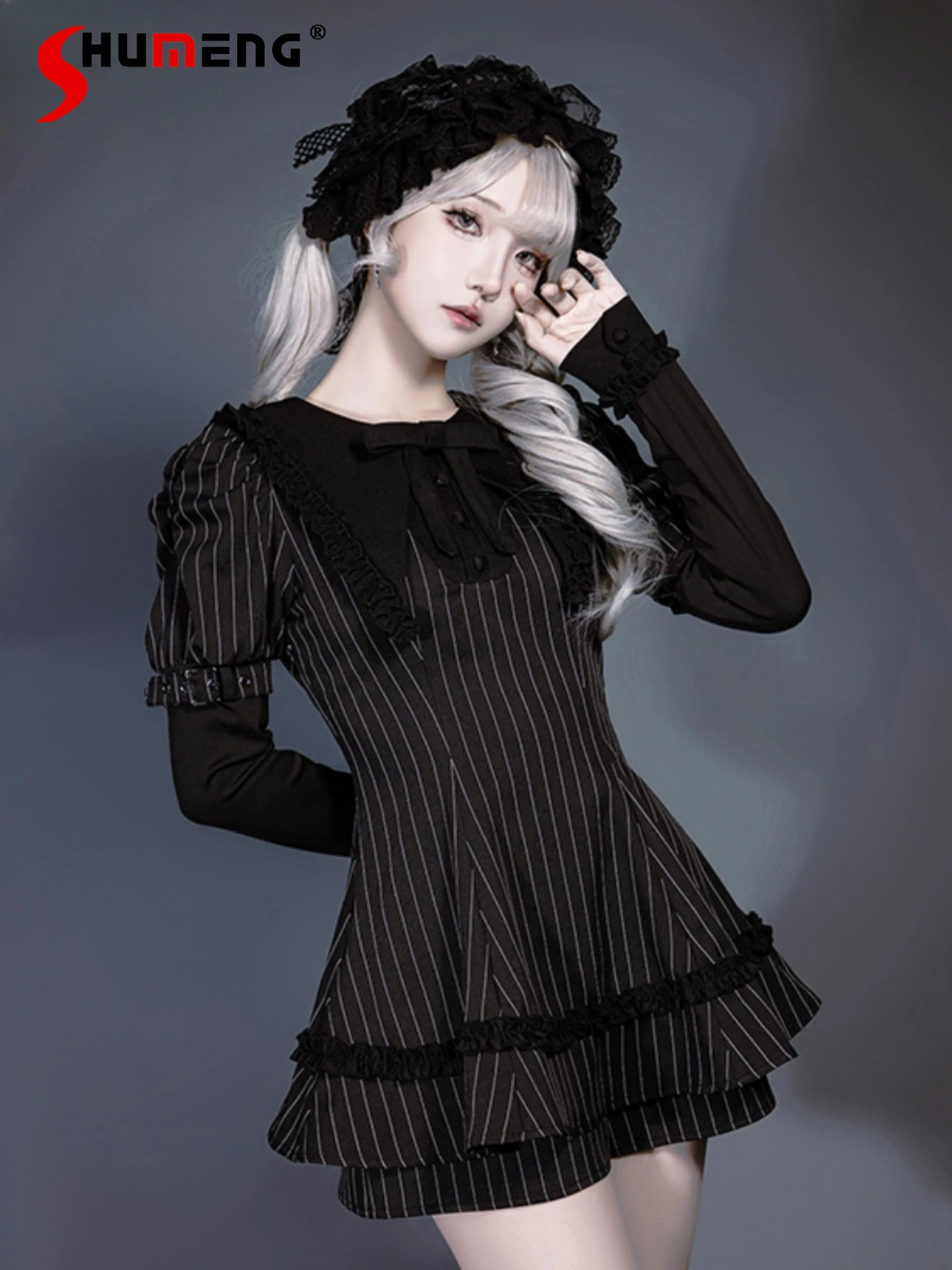 

Halloween Japanese Girl Pointed Collar Black and White Striped Long Sleeve Dress Top and Shorts Two Piece Sets Womens Outifits