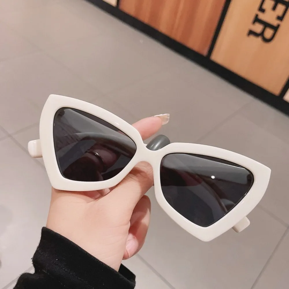 Vintage Luxury Cat Eye Sunglass Triangle Large Frame Female Eyewear UV Resistant Popular Designe Sun Shades Glasses