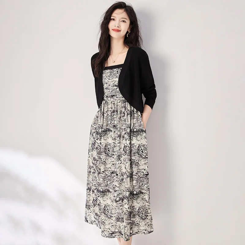 

2318411 -Autumn Elegant Retro Design Knitted Cardigan Slimming+Two-Piece Strap Dress Set