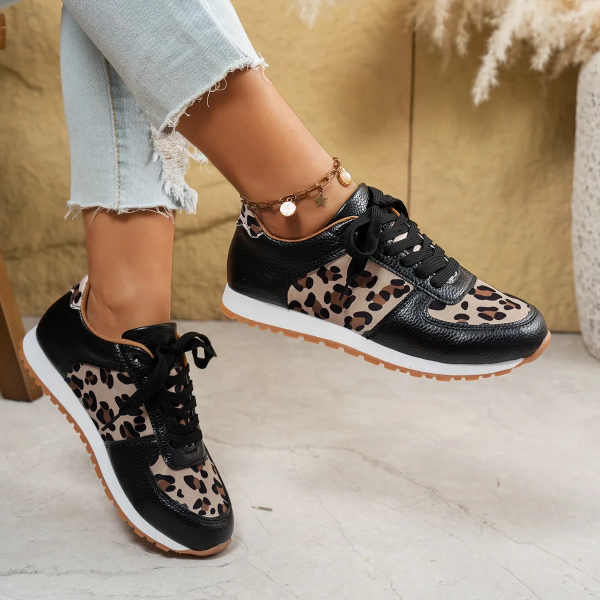 Zapatos deportivos cómodos con cordones para mujer, calzado informal de suela gruesa con estampado de leopardo de corte bajo, talla grande, primavera/otoño