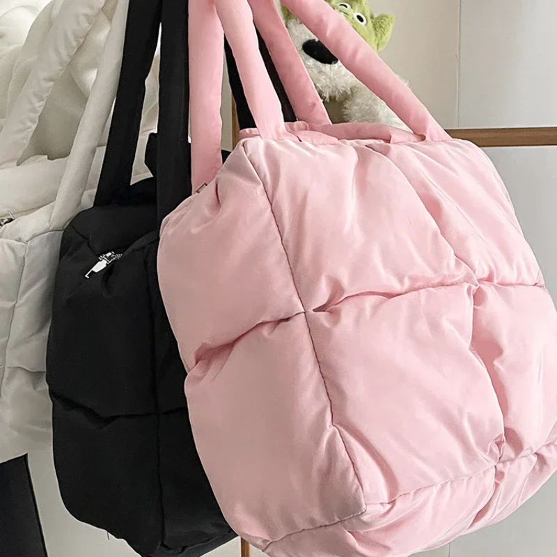 Women Retro Checkered Quilted Shoulder Bag Solid Color Soft Handbags Soft Tote Handbags Pink Sapce Padded Tote Brand Designer image 3