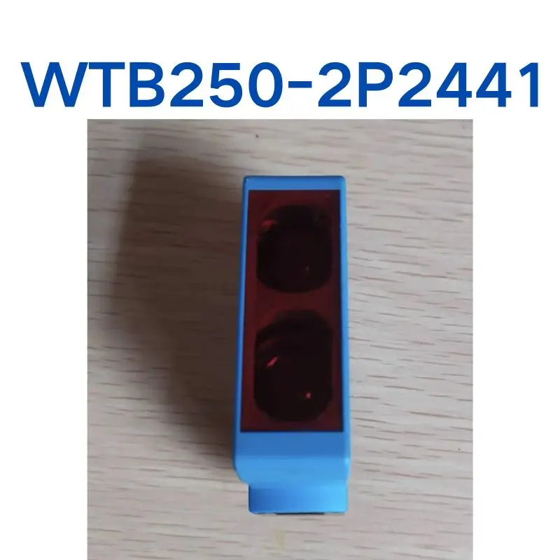 Used WTB250-2P2441 Photoelectric sensor Test Ok Quick Shipping