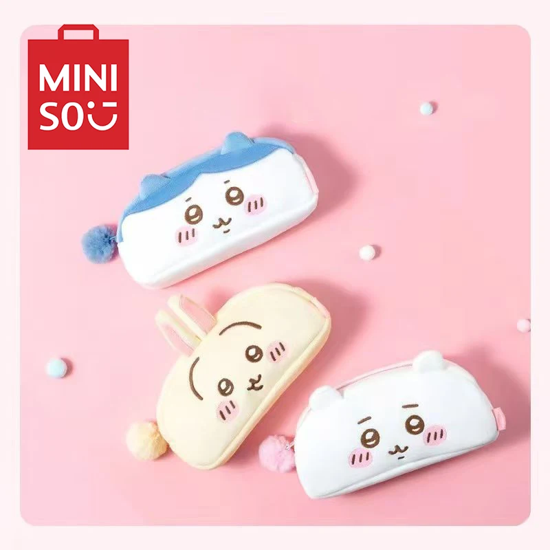 MINISO Chiikawa ตุ๊กตาดินสอ Hachiware Usagi ผู้หญิงแต่งหน้ากระเป๋าการ์ตูนขนาดใหญ่ความจุกระเป๋าเครื่องเขียนของขวัญเด็ก