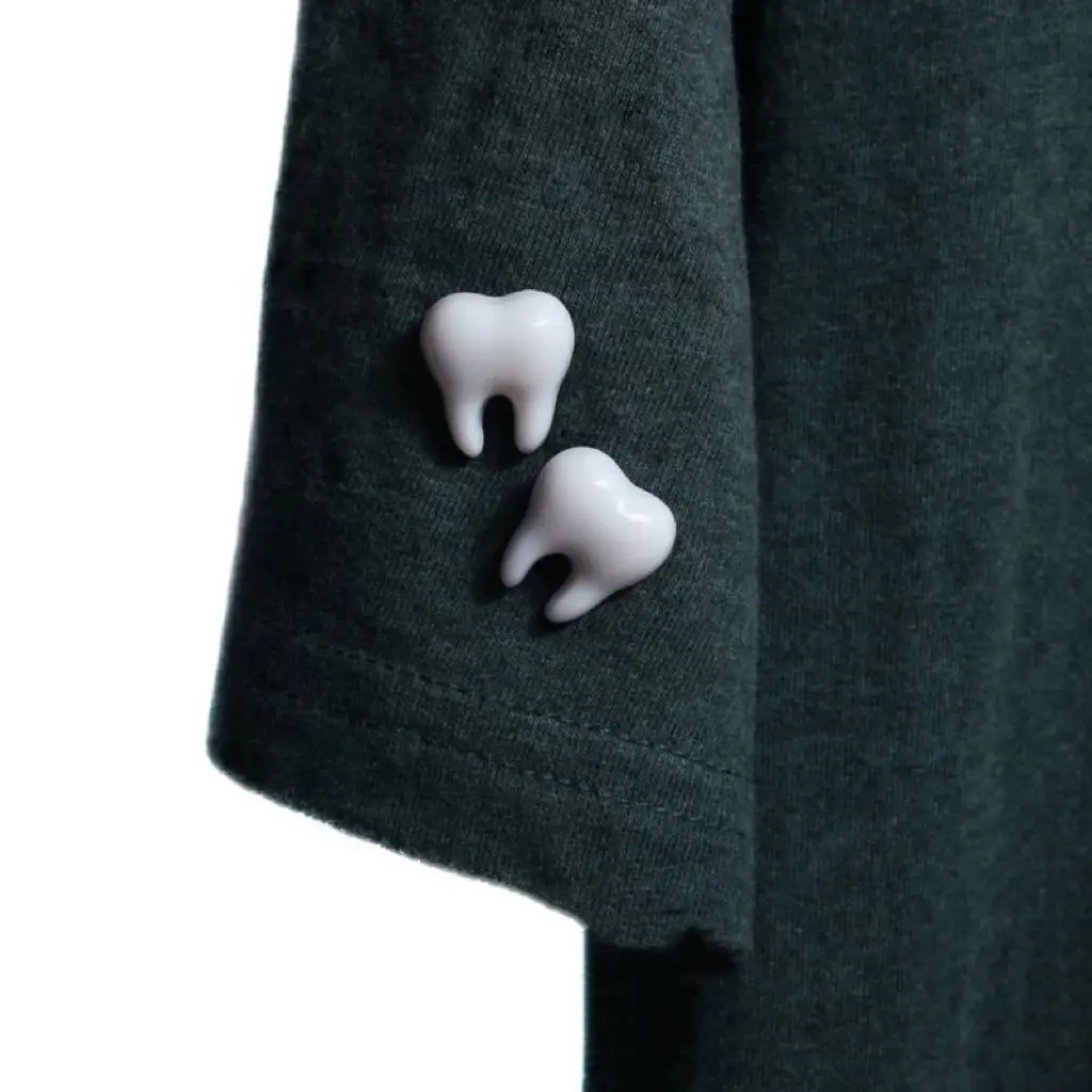 Dental Dentistry Tooth Brooch Dental Ornament One Tooth Badge Clothes Short Sleeves Bags Accessories Decoration