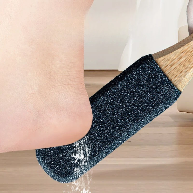 フットスクラバー 巨大ファイル フットケアと角質除去剤 角質除去用プロフェッショナルペディキュアツール 角質除去フットスクラブ