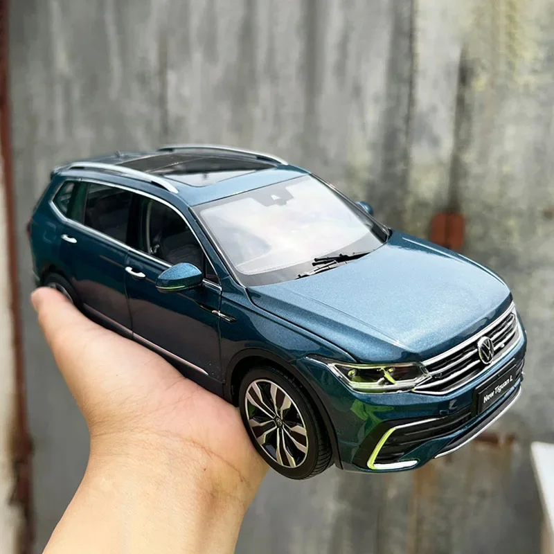 1:18 TIGUAN L 2022 SUV Simulation Alloy Car Model Diecast Toy Ornaments Souvenir Collectible Toys