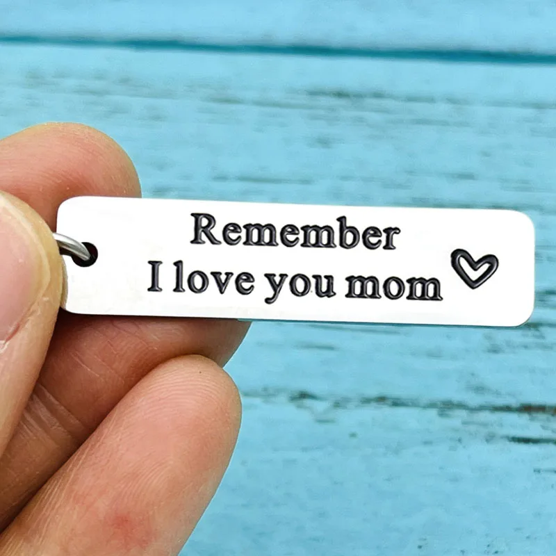 Mom Gifts from Daughter Son - Remember I Love You Mom Keychain for Women Birthday Christmas Mothers Day Jewelry Gifts