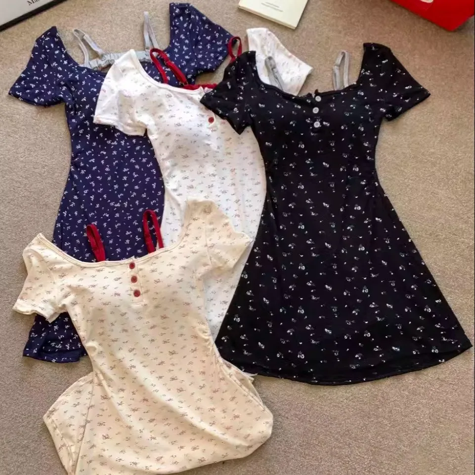 فستان قصير بتصميم بدون ظهر وطباعة زهرية، موضة نسائية لفصلي الربيع والصيف، تنورة قصيرة بتصميم A-Line مع تضييق عند الخصر.