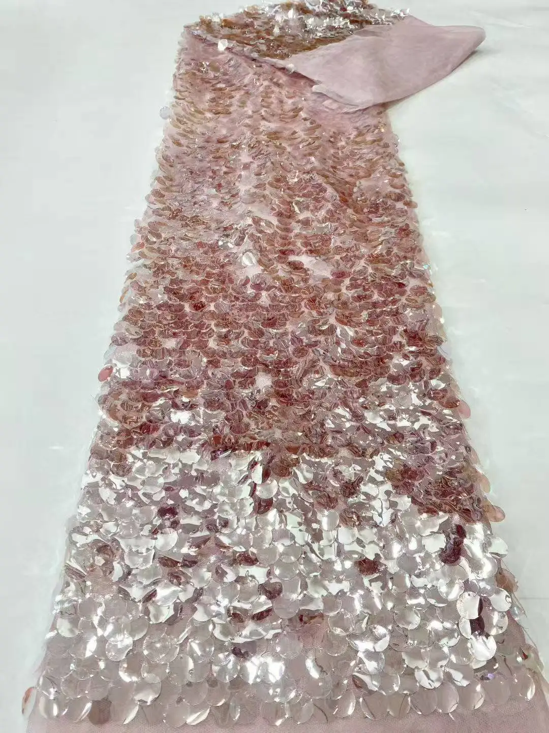 

Luxury African Fabric Lace 5 Yards With Embroidery High Quality 2025 Pink Heavy Sequin French Beaded Lace Fabric For Sewing