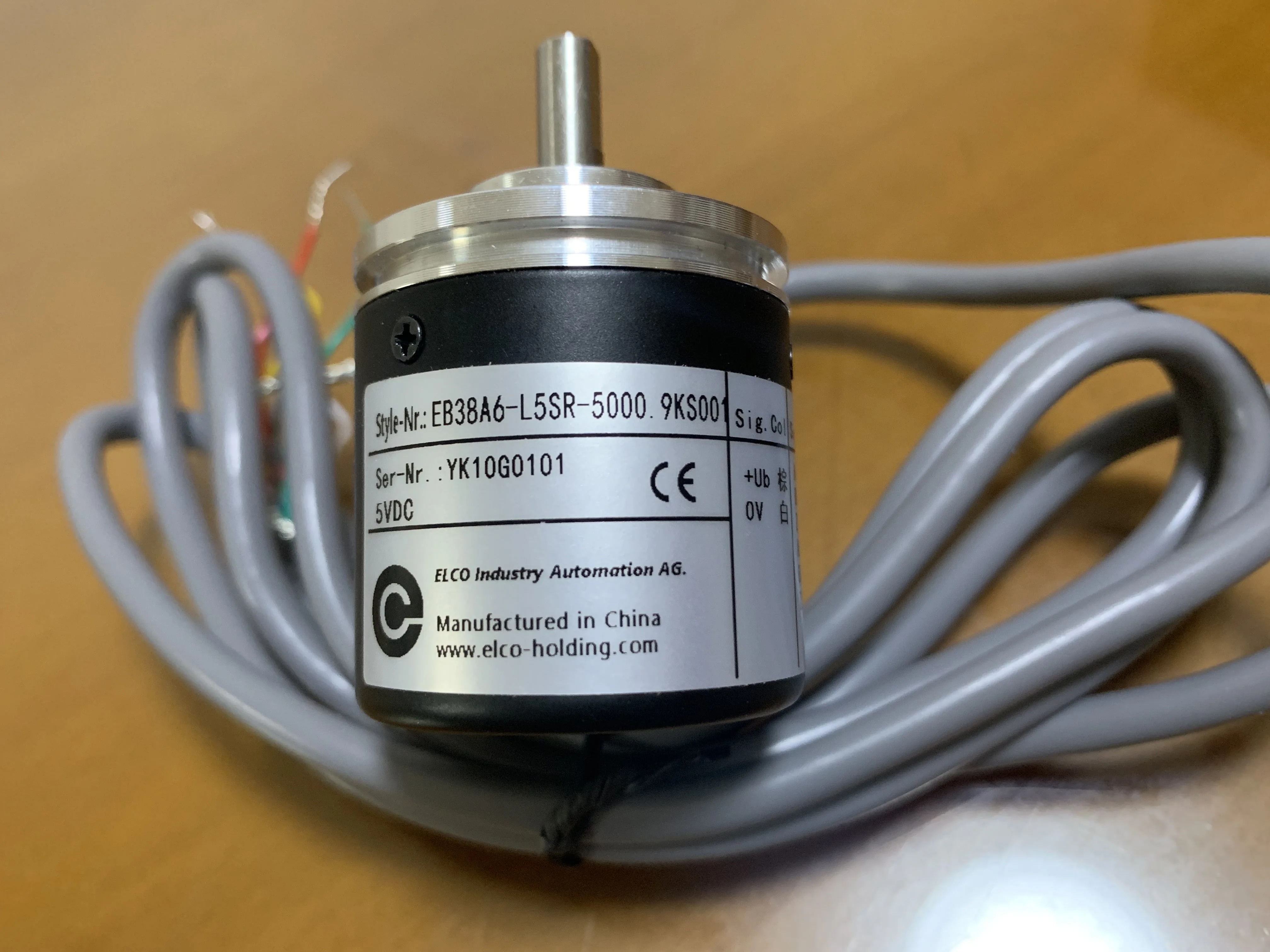 ELCO Incremental Rotary Photoelectric Encoder EB38A6-L5SR-5000.9ks001  5VDC