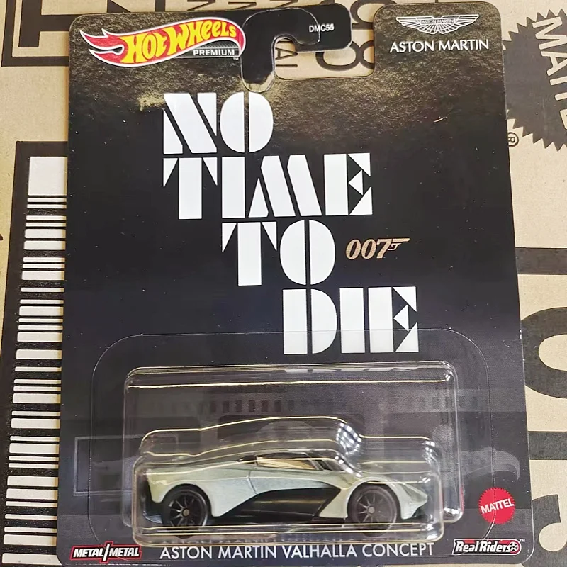 

Коллекционная модель Hot Wheels 007 Aston Martin Valhalla Concept: концепт-кар из фильма «Нет времени на развлечения», с металлическим дном и резиновыми шинами.