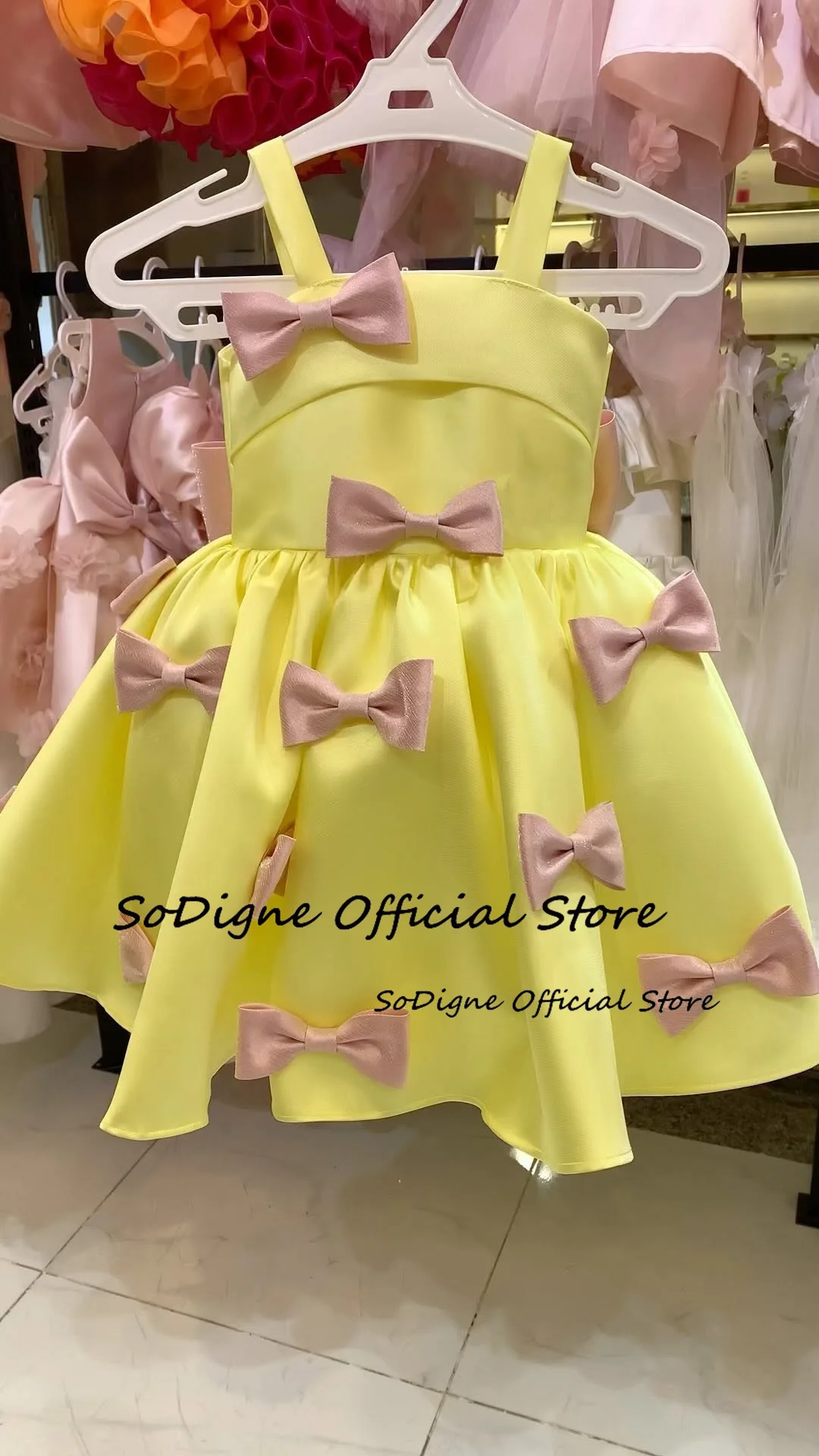 SoDigne A-lijn satijnen bloemenmeisjesjurk met strik Mouwloze prinsesrok Jurken Arabische meisjes verjaardagsfeestje jurk op maat