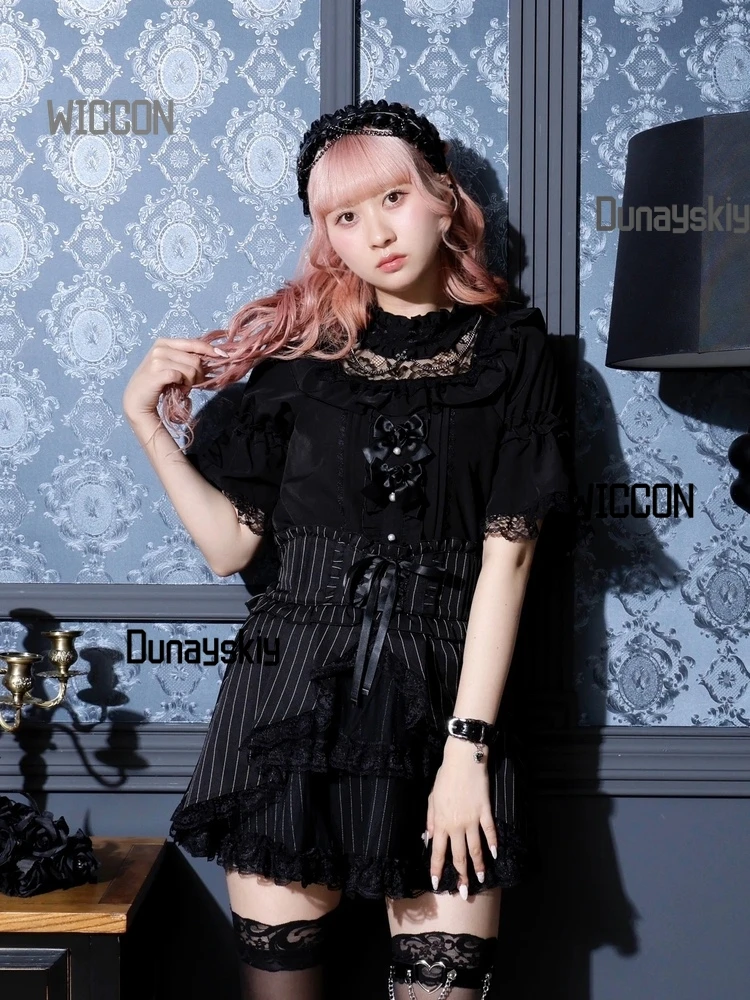 Jirai Kei Mass Production Темная готическая роза Бабочка Крест Дворец Рубашка с короткими рукавами Косплей Костюмы Хэллоуин Ежедневно Cos