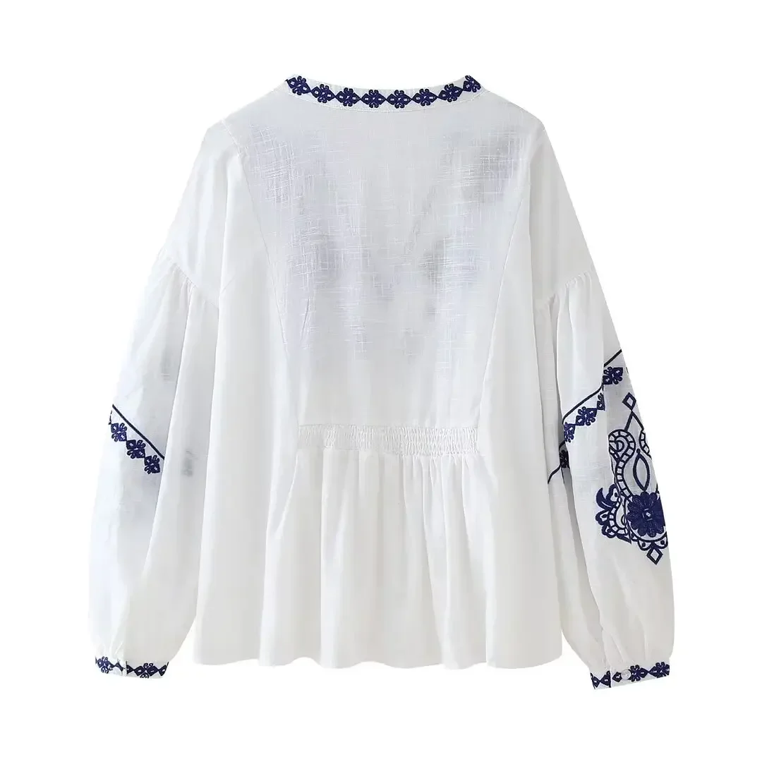 Women's new fashion embroidery decoration loose V Neck shirt pleated women's shirt retro long sleeved women's shirt chic top