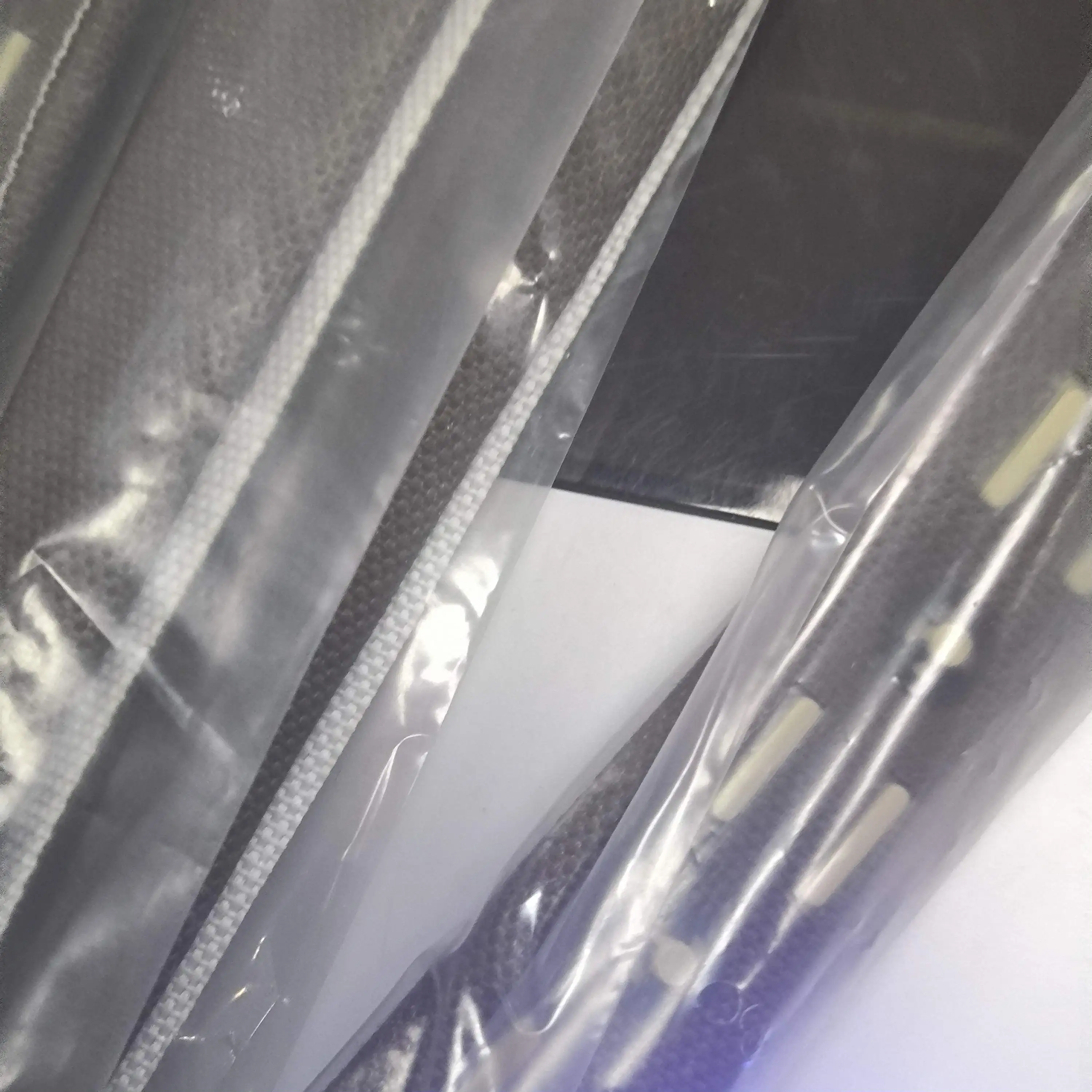 

FK-1150 302RV93050 Держатель масляной накладки для Kyocera M2040 M2135 M2235 M2540 M2635 M2640 M2735 M2835 P2040 P2235 P2335