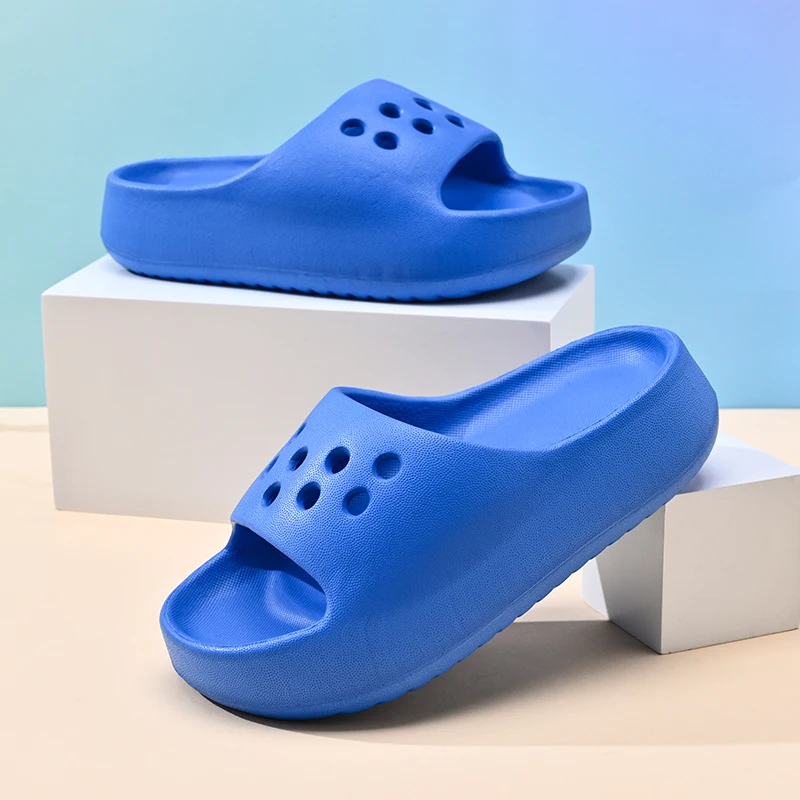 Kids Cloud Slide Slippers Quick Drying Hole Design Lightweight Soft Casual Shower Beach Sandals Toddler Boy Summer Shoes slipper