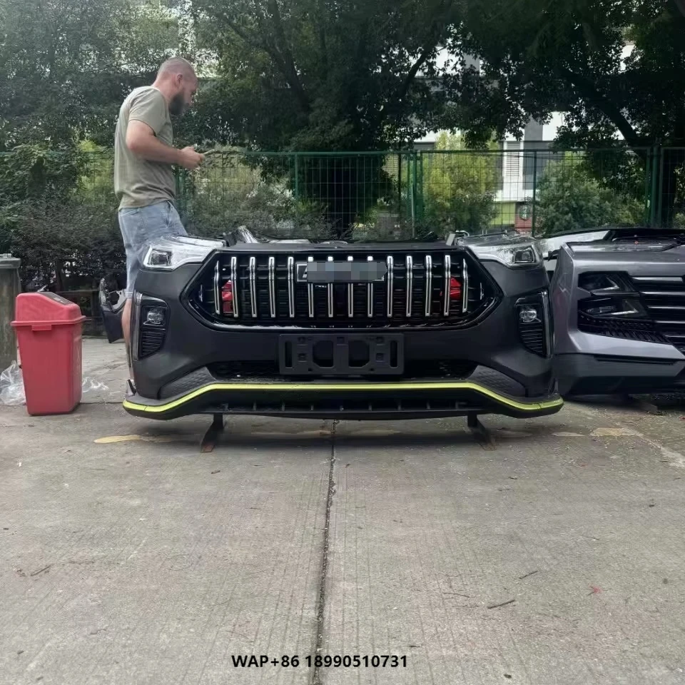 

Used Great Wall Motors Front Bumper with Original Cutting Nose and Red Rabbit Bumper with Grille Condenser Fan New Condition
