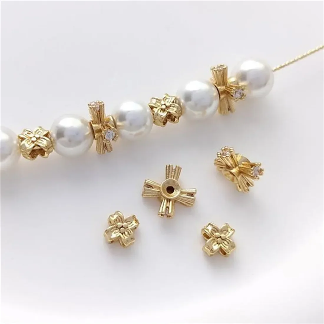 14K Gold-plated Partition Beads with Zirconium Square Flower Shaped Partition Handmade Beaded Jewelry Accessories DIY Material