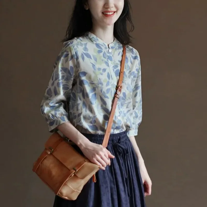 

Women's Summer New Vintage Floral Print Shirt Loose Literary Chinese Stand Collar Three-quarter Sleeve Blouse
