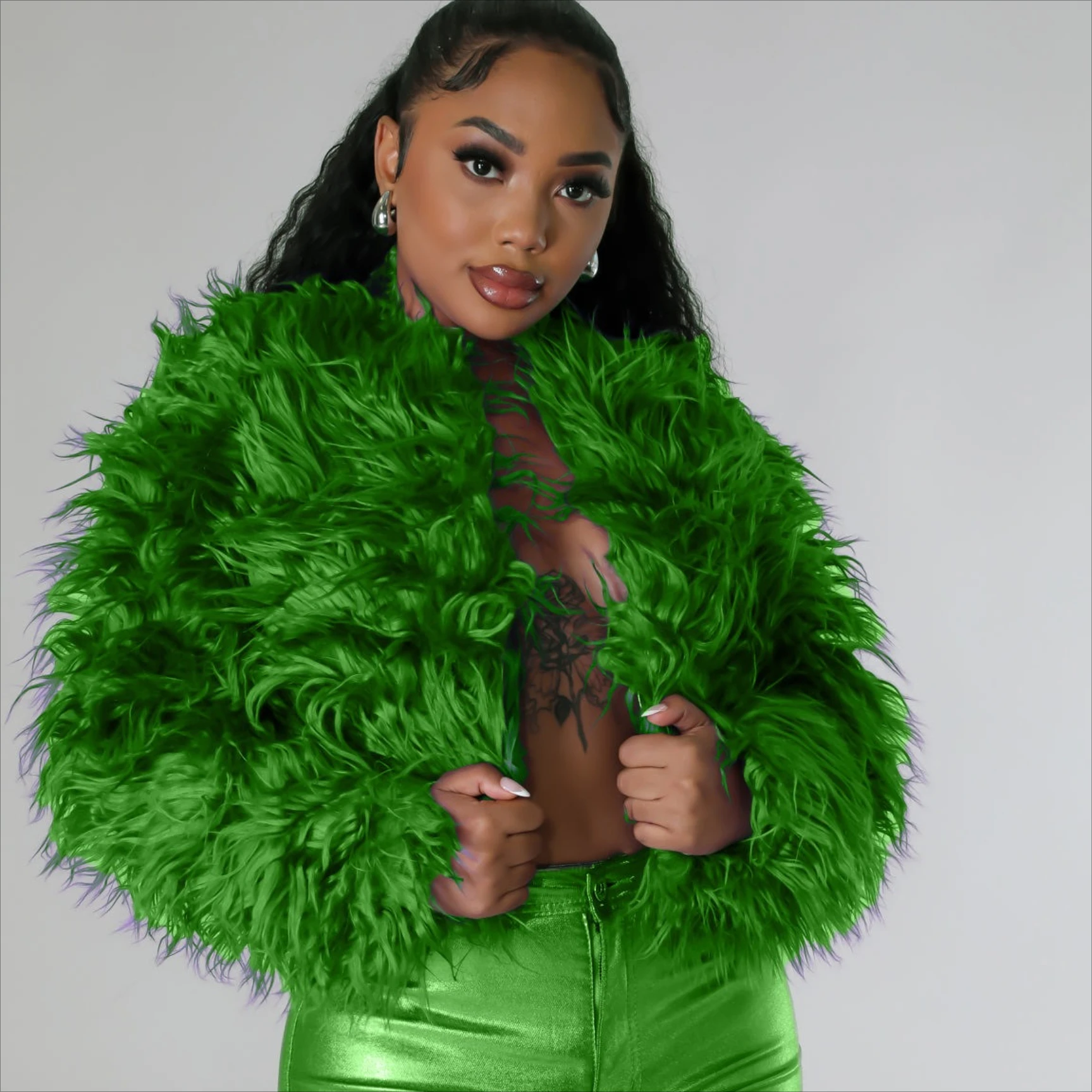 

Solid Short Faux Fur Jacket O Neck Loose Furry Cardigans Long Sleeve Stylish Women's Fluffy Jackets Winter Warm Plush Coat 2026