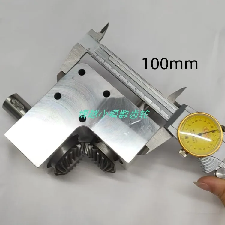 90 Degree Reversing Angle Reducer 1:1 Shaft Diameter 20mm Keyed Small Right Angle Transmission Spiral Bevel Gearbox