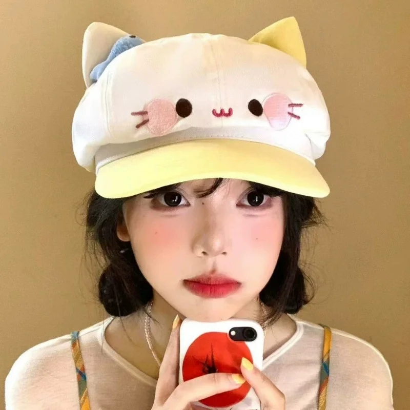 Sweet and Cute Fish-Printed Cat Beret for Women: Cartoon-Style Versatile Octagonal Hat for Outings—Newsboy or Artist-Style Hat