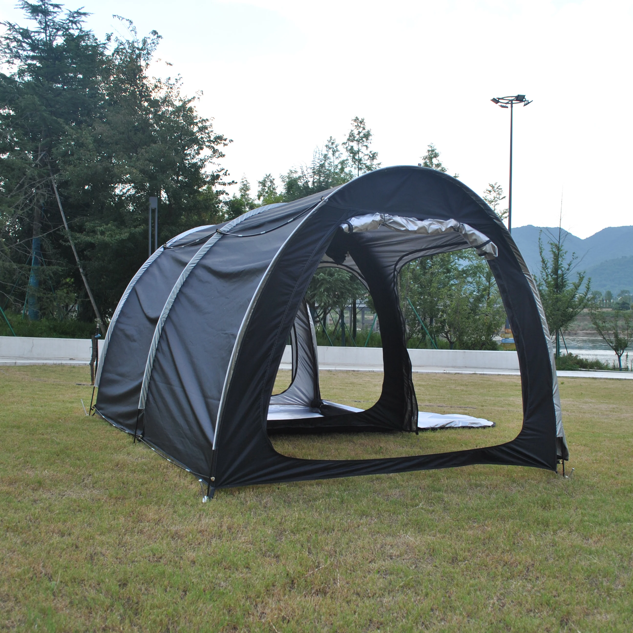 

2 in 1 Motorcycle Tent for Camping 2-3 Person Waterproof 8 bike Tent with Integrated Motorcycle Port Vestibule Ride tent