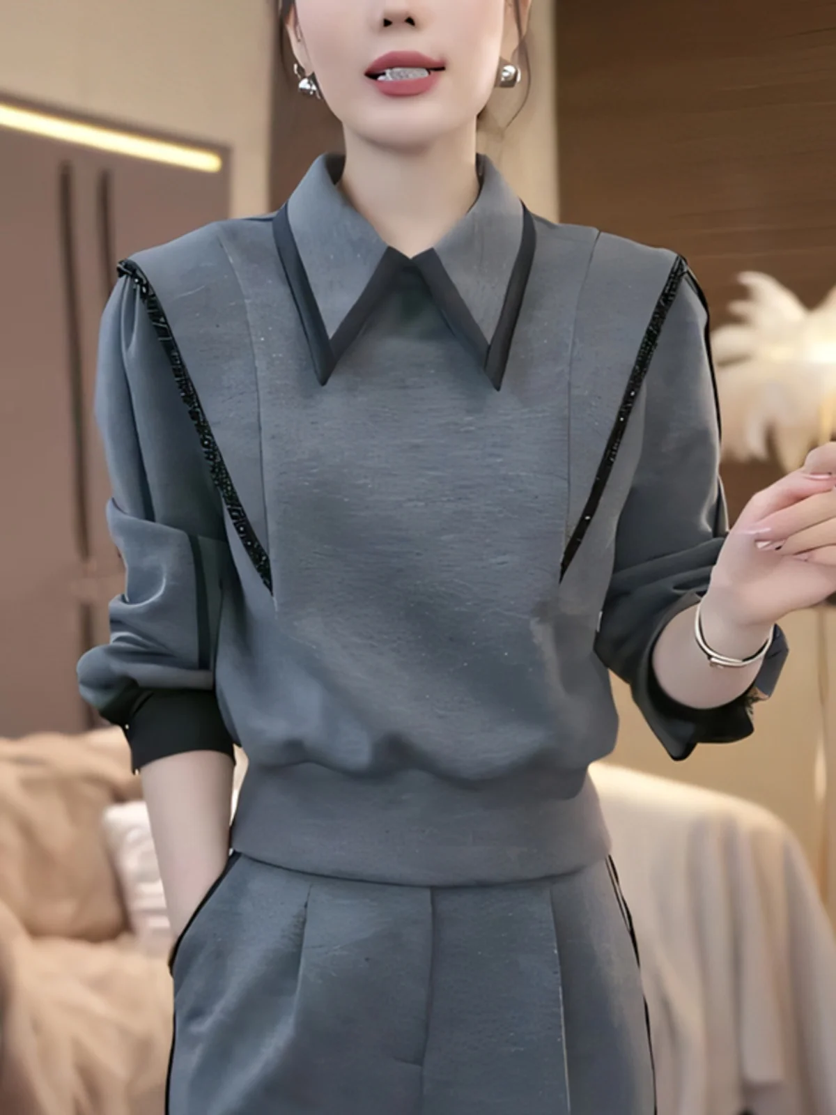 

Grey Long Sleeve Commuter Style Women's Sweatshirt Fashionable Autumn Winter New Design Loose Fit Comfortable Inner Wear