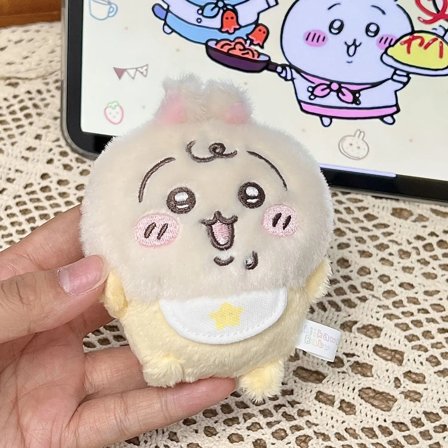 MINISO Usagi Hachiware Chiikawa سلسلة الكرتون أفخم دمية حقيبة قلادة لطيف المفاتيح إرسال إلى الأصدقاء هدية عالية الجودة