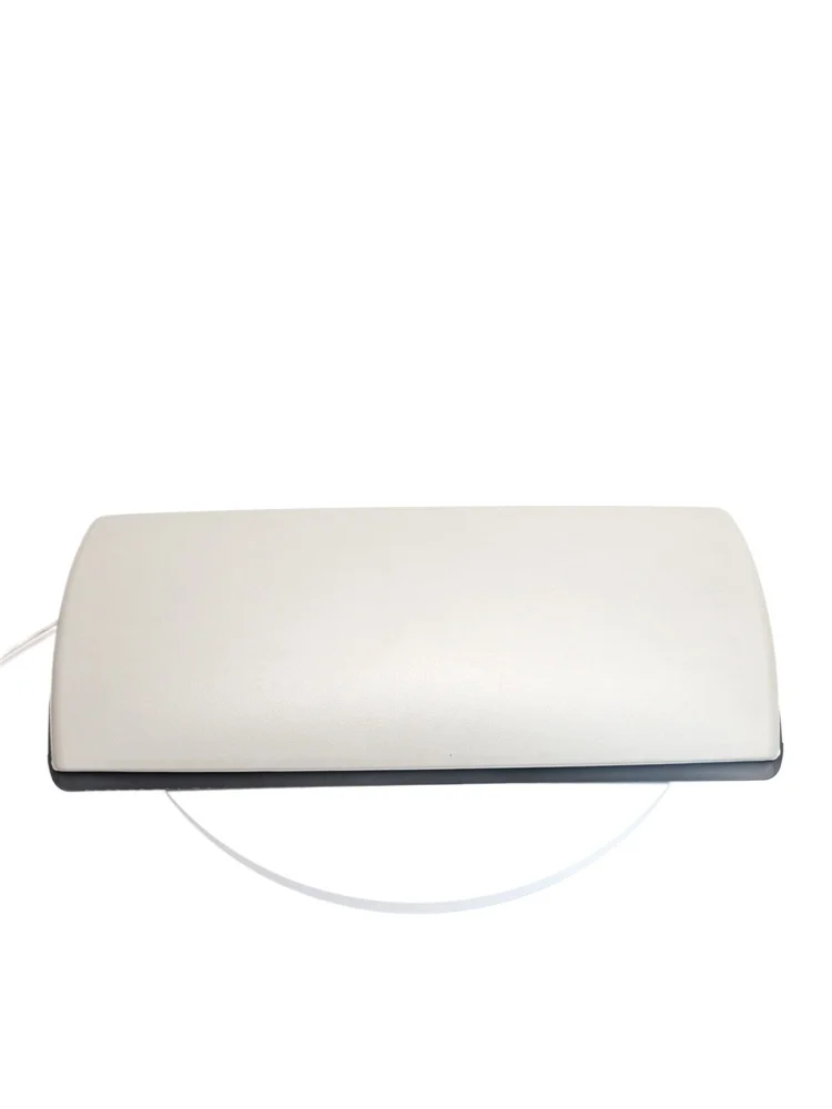 

For Peugeot 14-21 408 additional brake light cover plate