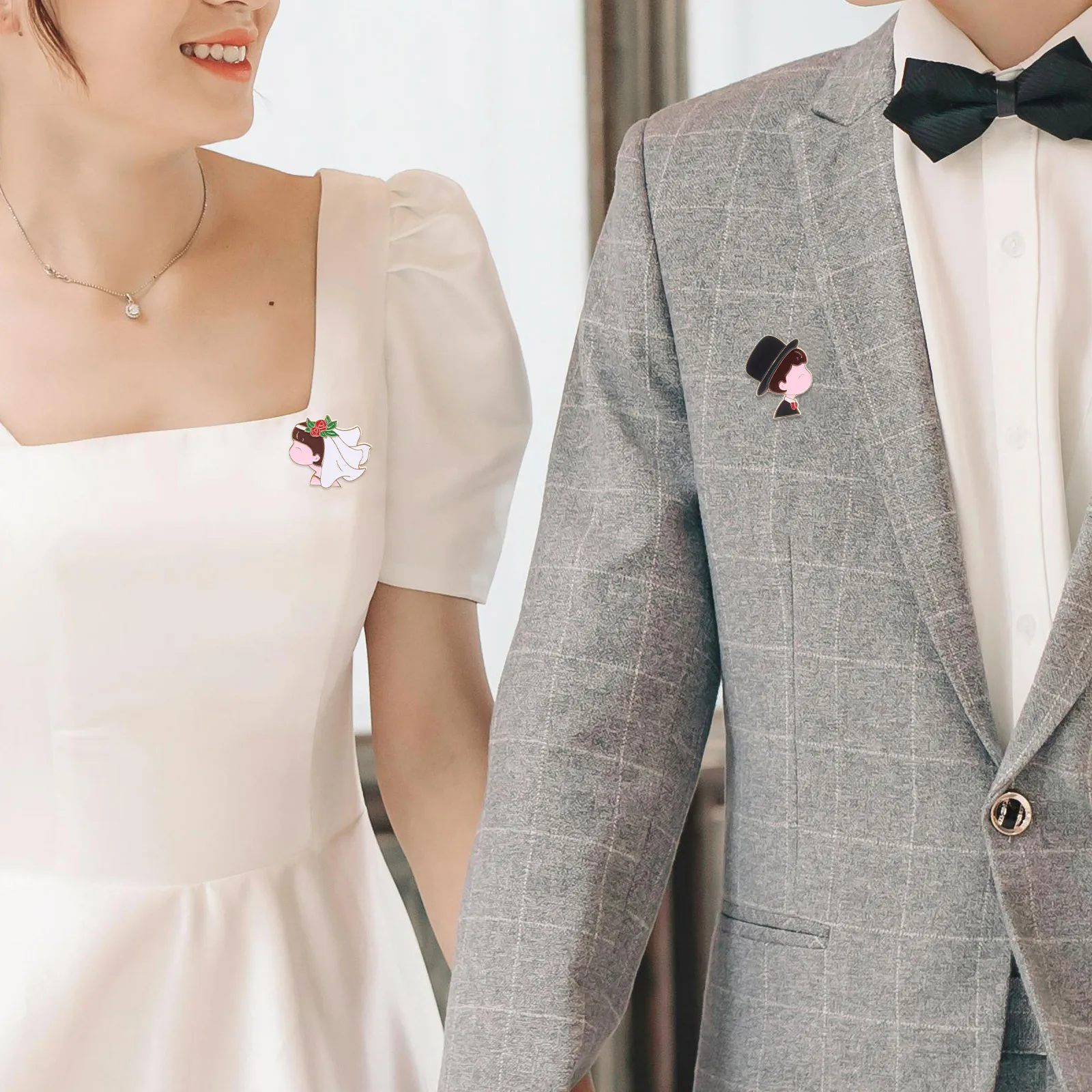 

2Pcs Cute Wedding Couple Brooch Pins Bride Groom Lapel Pins Cartoon Badge for Bridal Shower Wedding Accessories