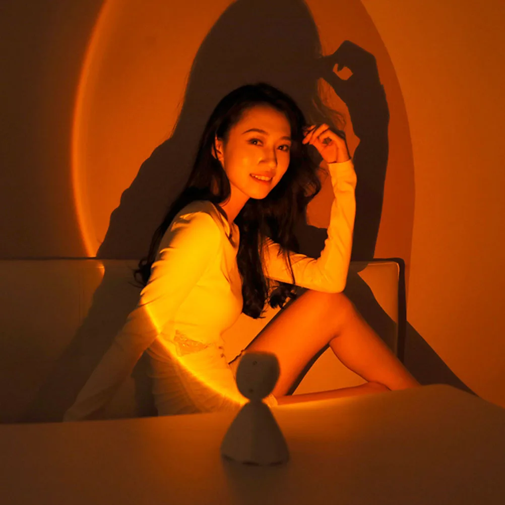 

1 Set Sunset Atmosphere Lamp Decorative Sunset Light Projection Lamp Multifunctional Night Light