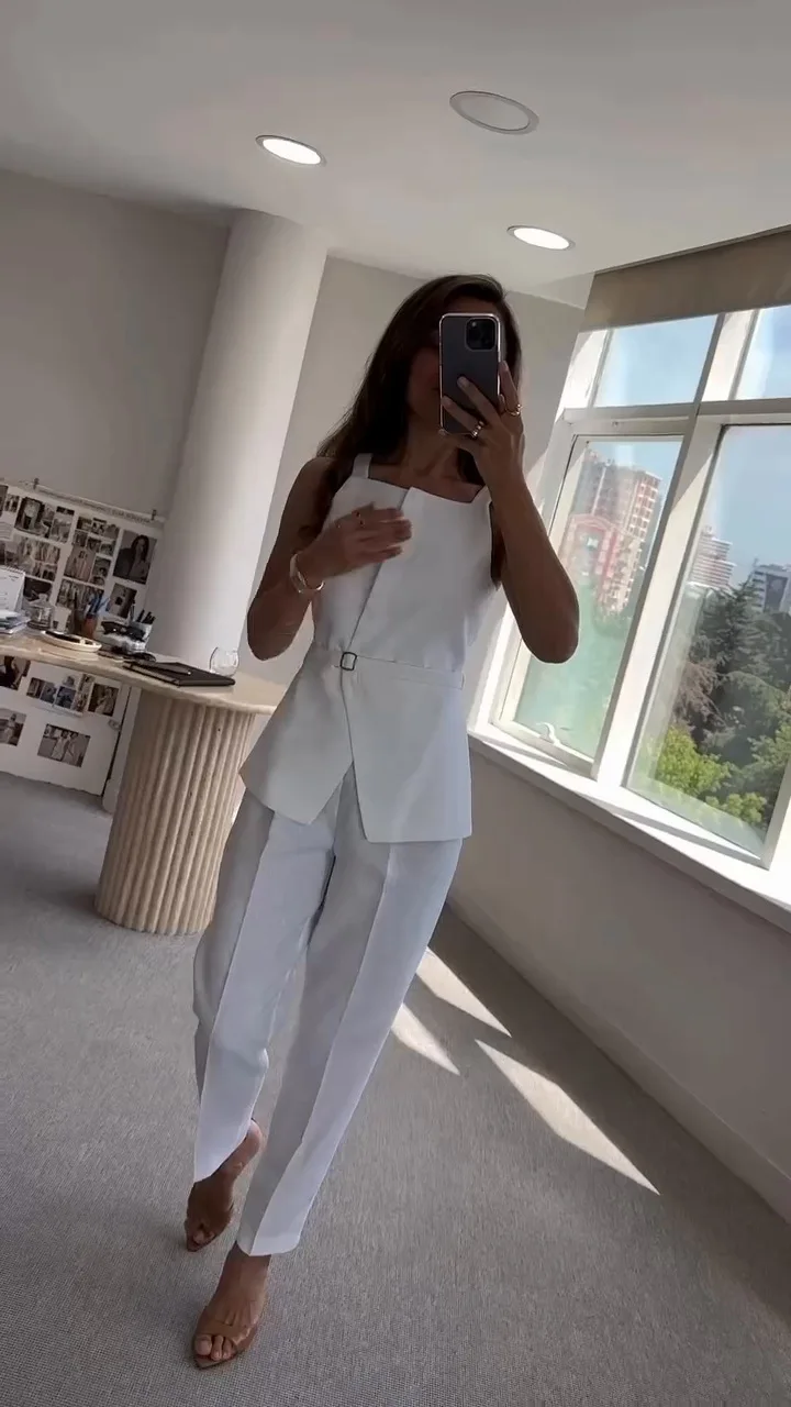 

2025 Women's Fashion Spring and Summer Latest Hot Selling Dresses New Women's Clothing Style Commuting Sleeveless Slim Gray Suit