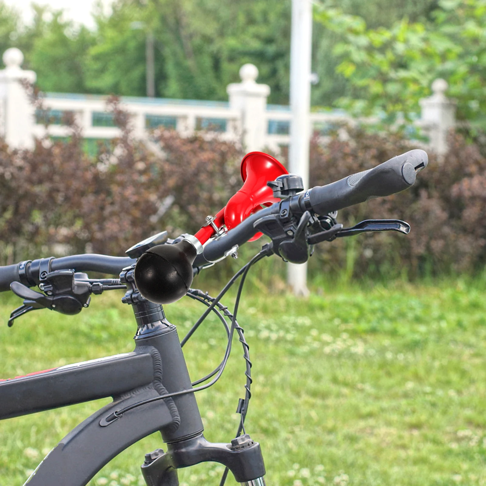 

Bicycle Horn Squeeze Loud Wireless Bike Air Horns Airhorn for Metal Cycling Baby