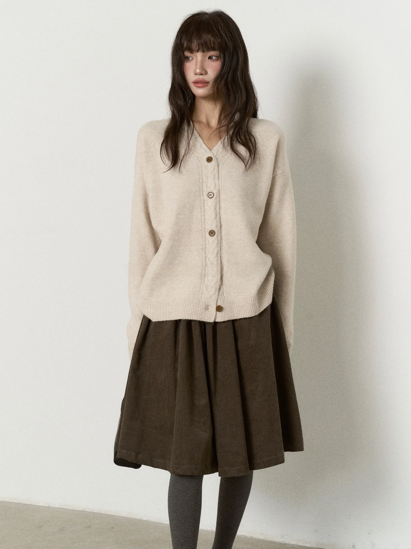 

High Quali Loose Wool V-Ne Knitted Cardigan Sweater Women's Autumn Winter Faion Korean Sle Loose Fit Medium Thin