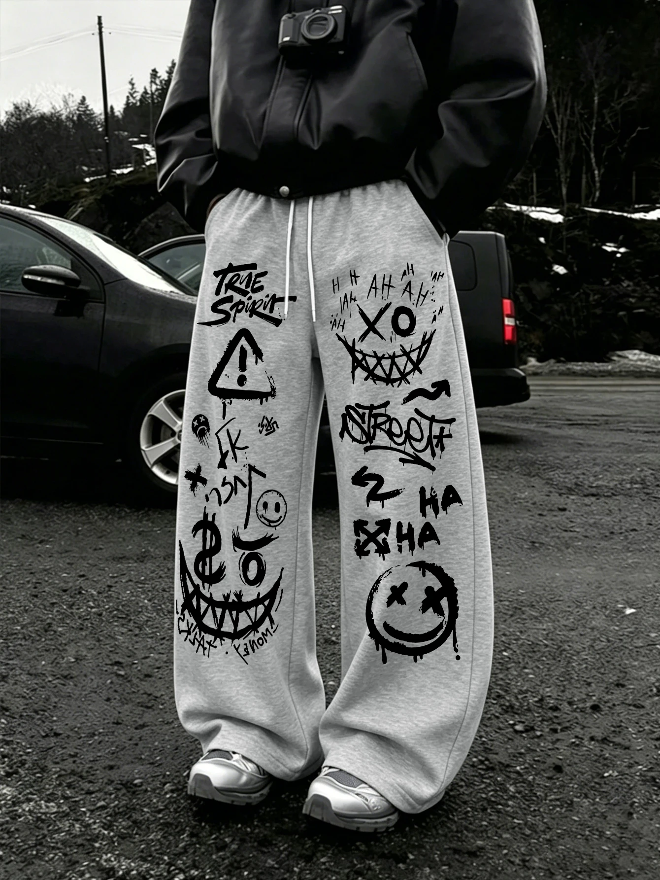 Men Wide Leg Jogger Pants, Graffiti Clown Face Smiley Warning Triangle 