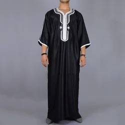 2024 New Summer Caftan New Muslim Men's Black Robe Short Sleeves Embroidered Arabic Ethnic Style Men's Islamic Clothes