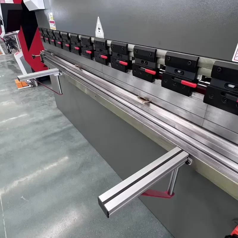 Cheap E21 Press Brake Hydraulic Sheet Metal Bending Machine 160T4000 Small Miniature Folder Machine