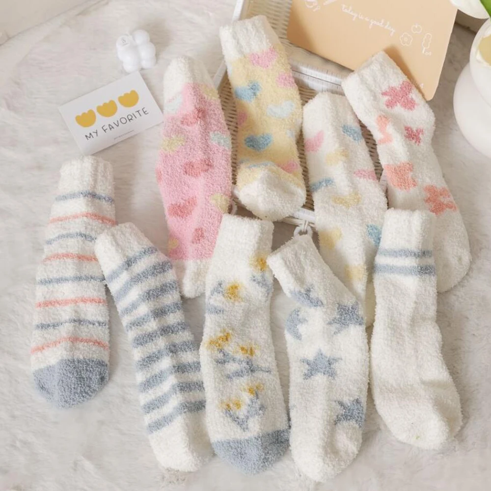 

Утолщенные женские носки из кораллового бархата, теплые мягкие эластичные носки для девочек с милым мультяшным рисунком на осень и зиму