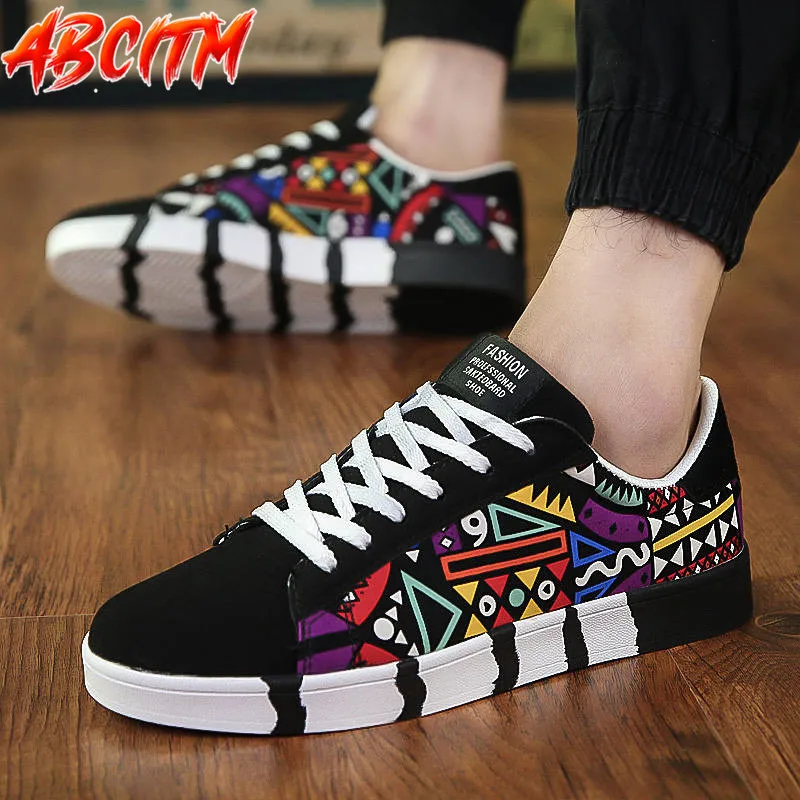 Light Soft Men\'s Spring Shoes Fashion Graffiti Man Canvas Sneakers Thick Bottom Male Sneakers Low Top Lace Up Men Casual Shoe X4