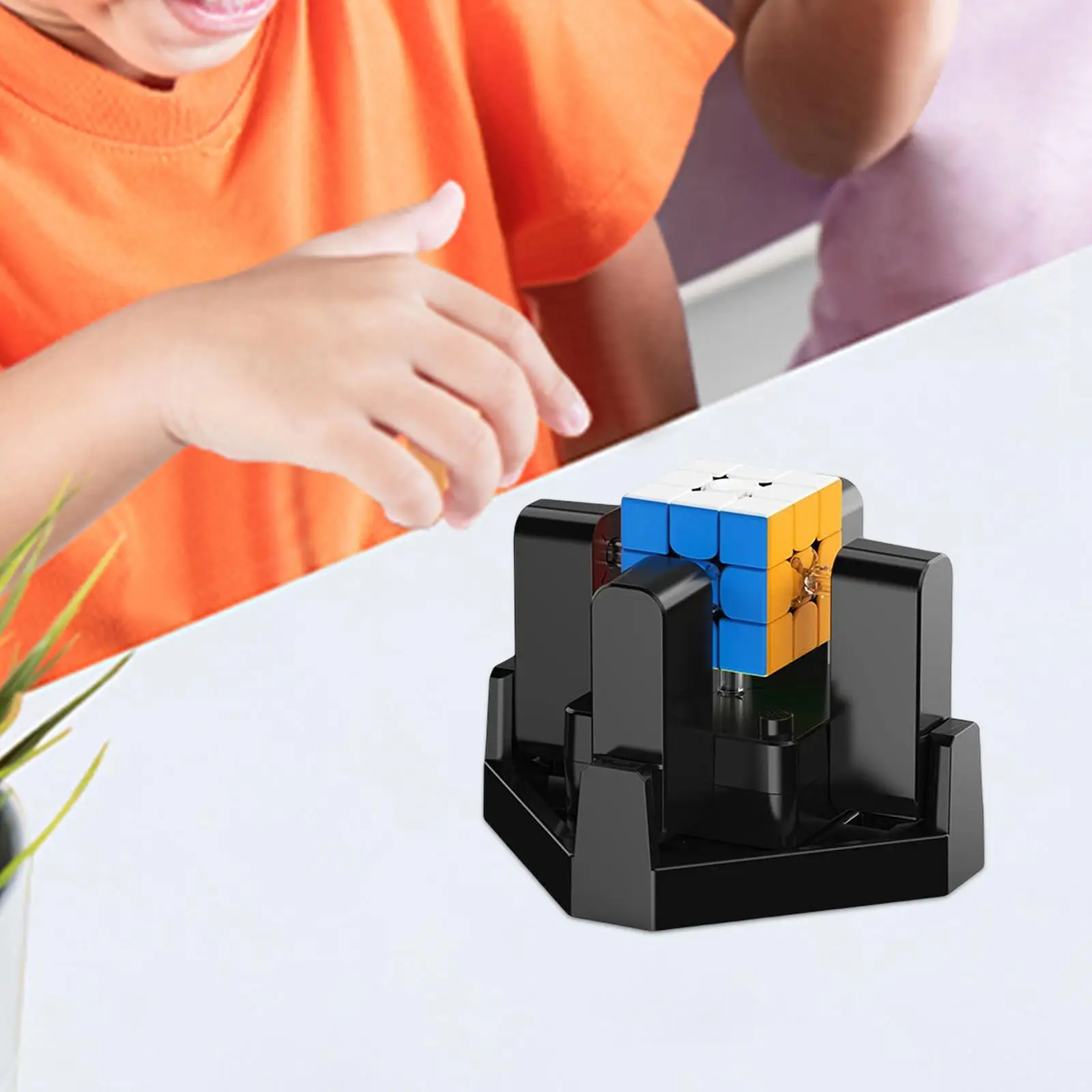 

Cube Solving Machine Cube Solver Automatic Scrambling Bluetooth Connectivity