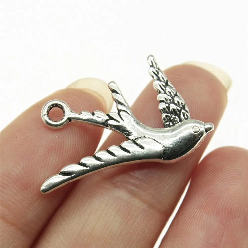 WYSIWYG 10pcs 26x25mm Swallow Bird Charm Pendant