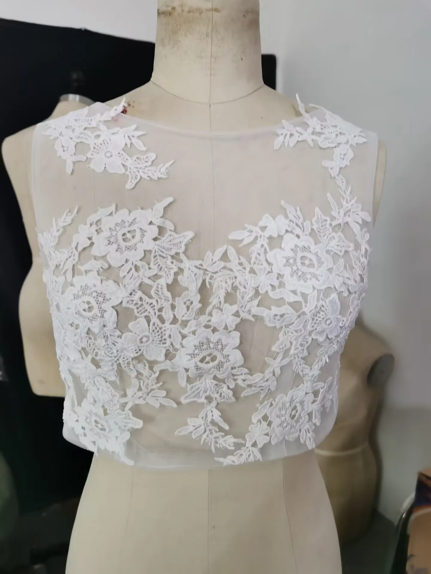 Lace Appliques Wedding Shawl Bolero Wedding Jacket Bridal Sleeveless White Ivory Top Coat