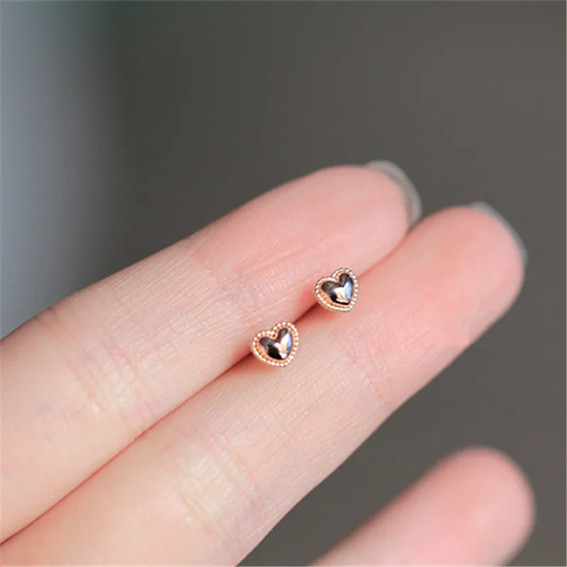 925 Sterling Silver 14k Gold Plated Stud Earrings Cute Cake Side Heart Earrings Simple Student Korean Jewelry Wholesale