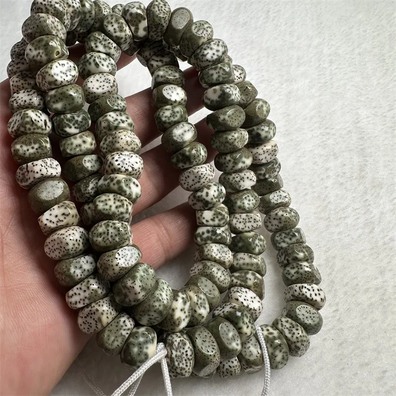 Hainan Moon Bodhi Seed Thin Sliced Hexagonal Garlic-Shaped Jade Material Loach-Back Large Intestine Blue And