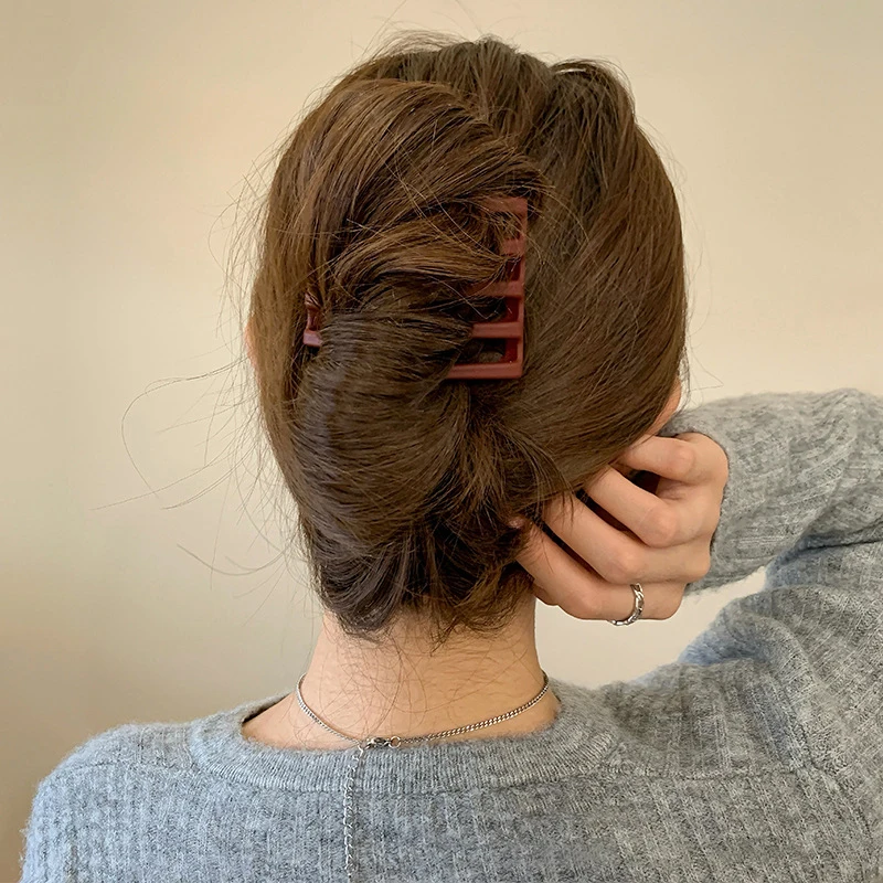 Peine para el cabello con pinza para el cabello de doble cara para mujer, peine antideslizante con dientes esmerilados, horquilla de cola de caballo negra, accesorio para el cabello