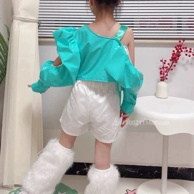 Stroje do jazzu dla dzieci, skórzane stroje w jaskrawych kolorach dla dziewcząt, modele grup dziewczęcych, zestawy kostiumów na wybieg sceniczny.