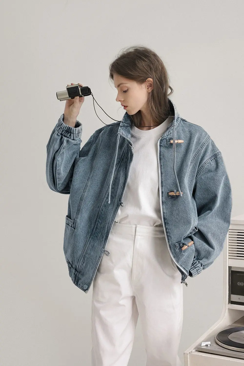 

​​Women's Oversized Denim Jacket Vintage Washed Blue Faded Retro Style Antique Buttons Boyfriend Coat​​