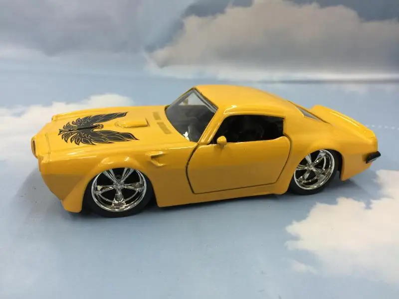 1/32 Новое поступление, специальная цена, литой под давлением металл, американский стиль фильма, мышцы, ретро, модель автомобиля, коллекция мебели