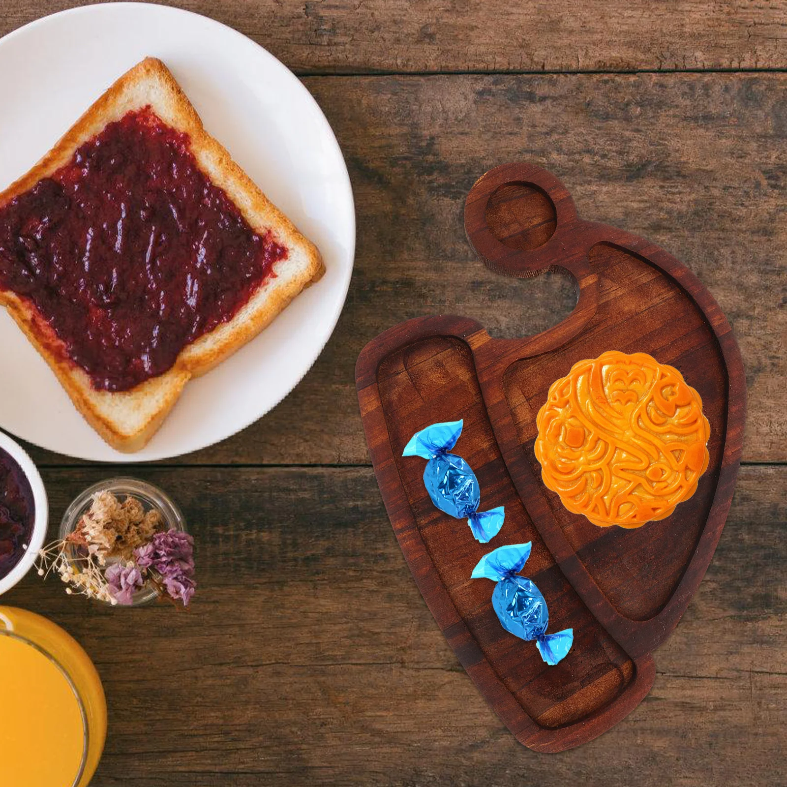 

Wooden Serving Plate Christmas Tree Shape Reusable Appetizer Tray for Fruits Baked Goods Desktop Food Organizer